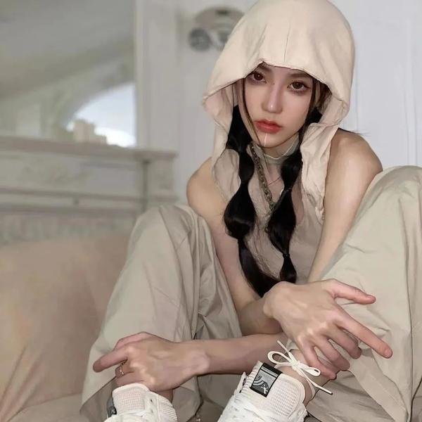 生活艰难也许快乐